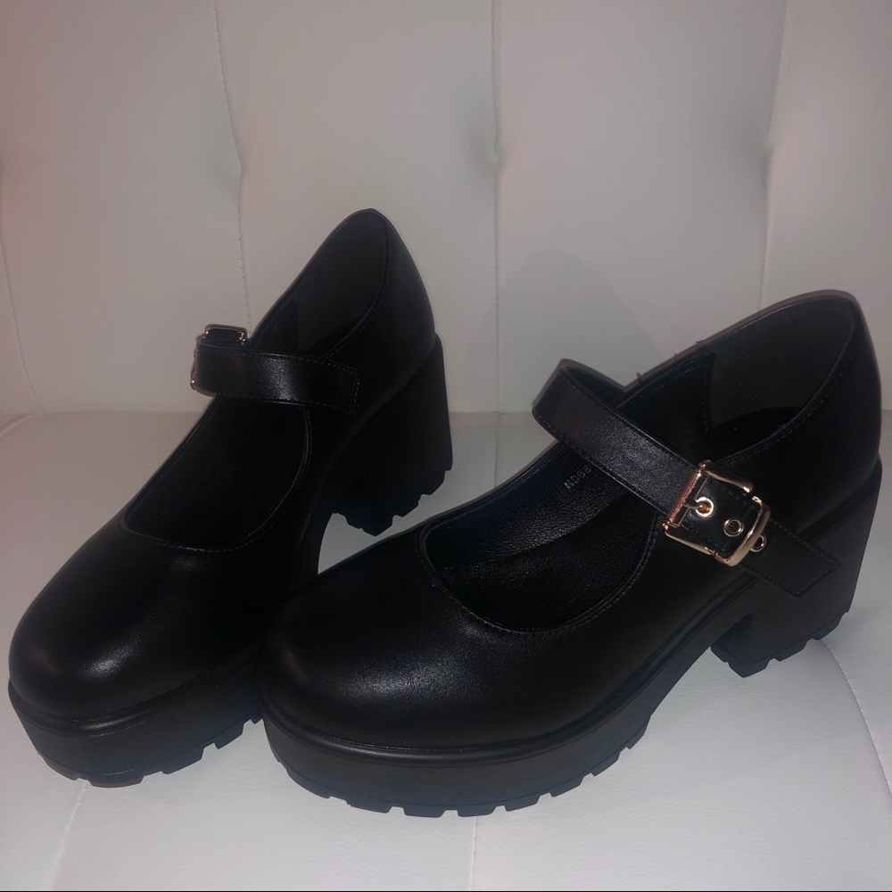 mary jane platform shoes